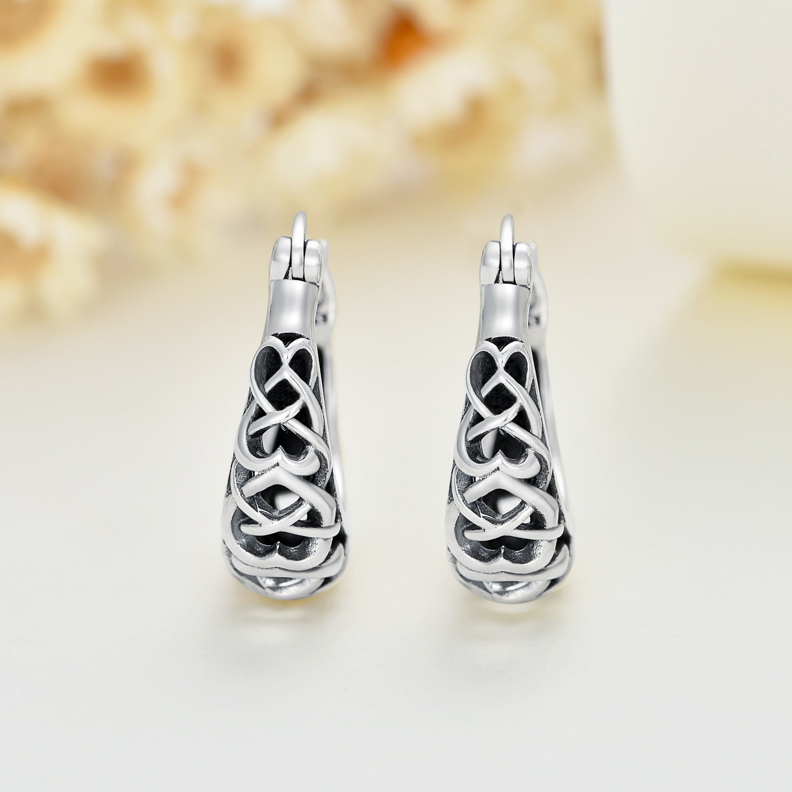925 Sterling Silver Celtic Knot Vintage Hoop Earrings - Málle