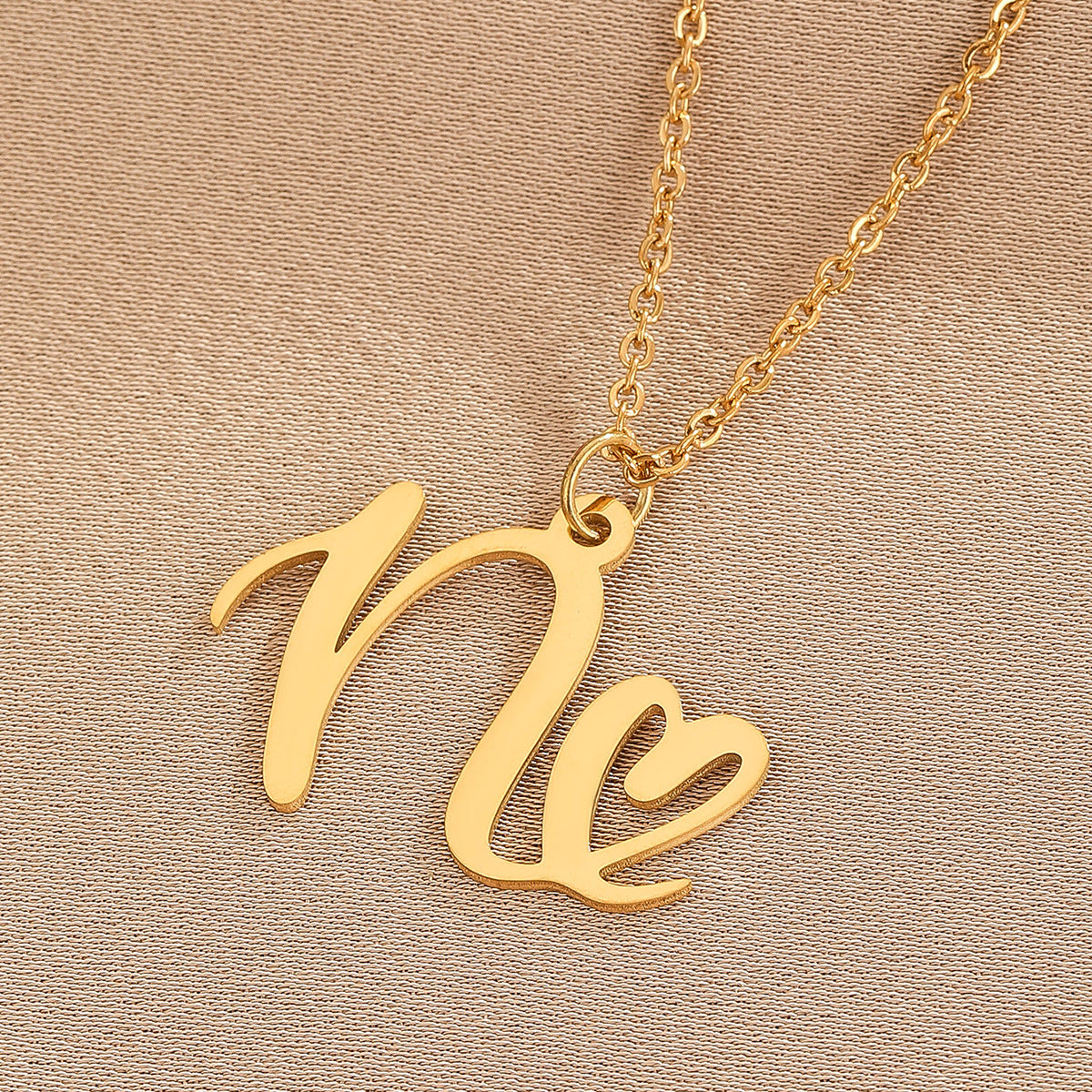 316L Stainless Steel Necklace A-Z 26 Letters Initial Pendant Necklace - Málle