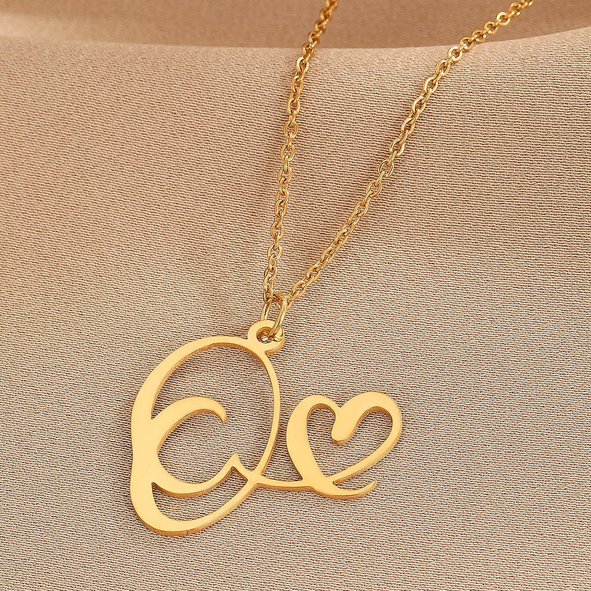 316L Stainless Steel Necklace A-Z 26 Letters Initial Pendant Necklace - Málle