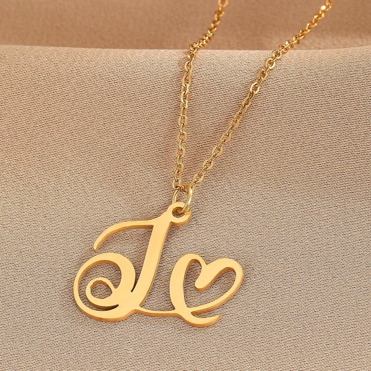 316L Stainless Steel Necklace A-Z 26 Letters Initial Pendant Necklace - Málle