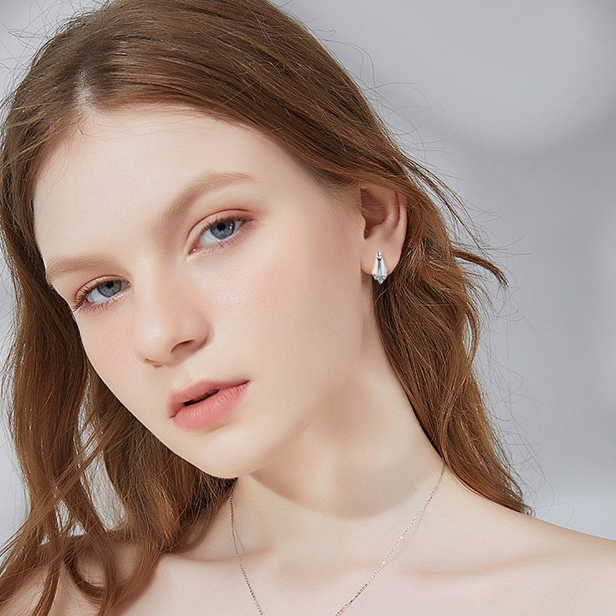 Sterling Silver Stud Earrings for Women - Málle