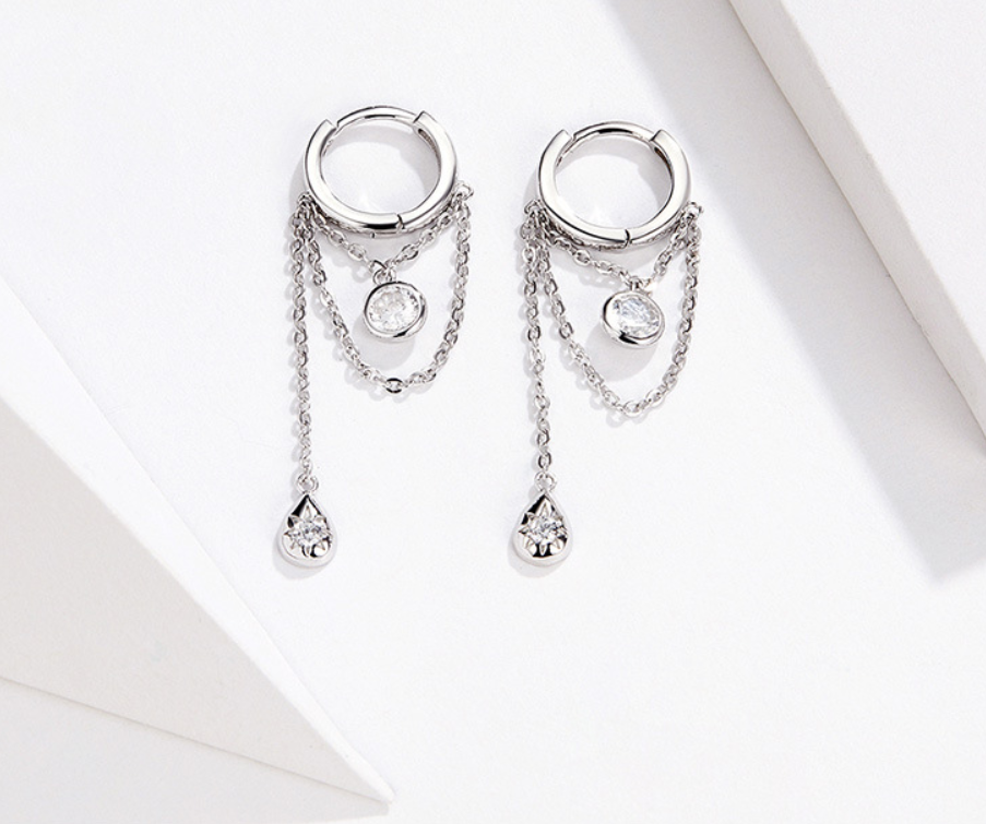 Rebellious personality long s925 sterling silver earrings women plated platinum anti-allergic silver earrings - Málle