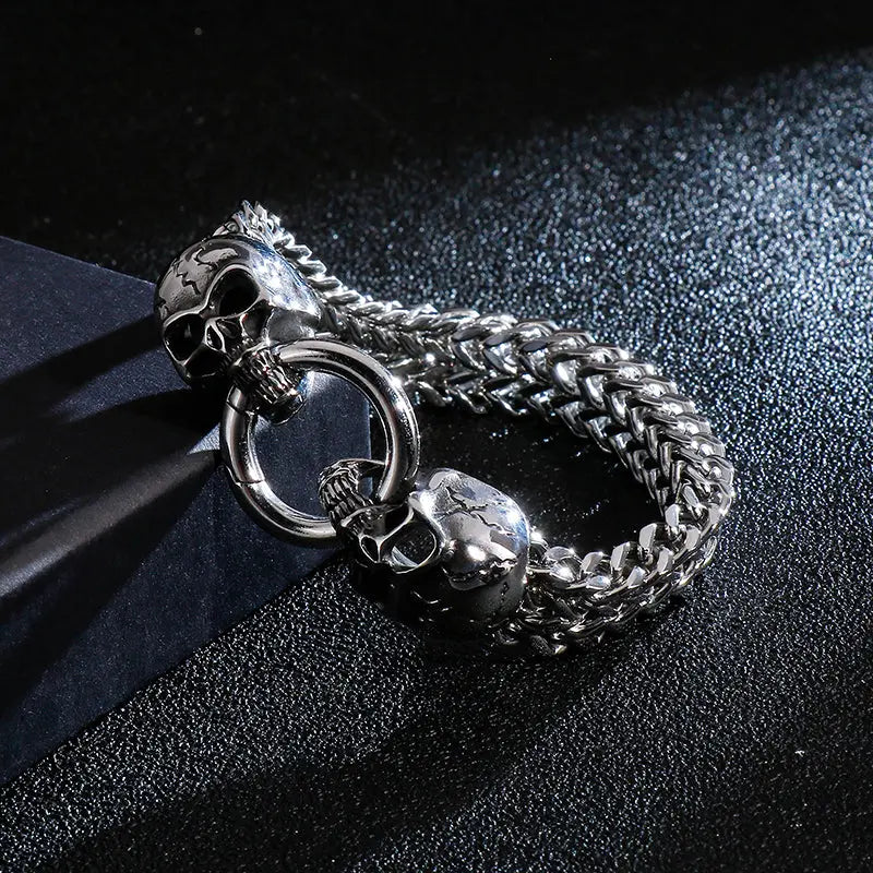 Stainless steel wolf head bracelet - Málle