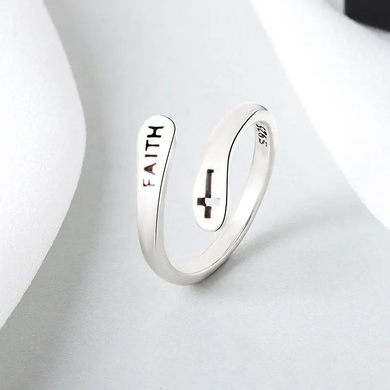 Women's Copper Faith Ring - Málle