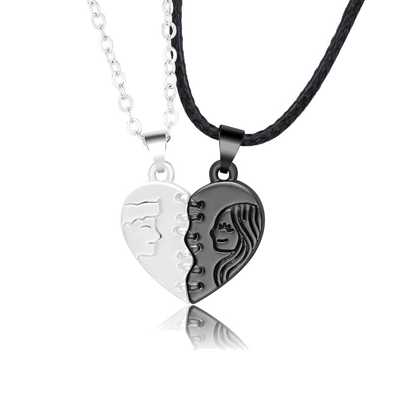 Palm Couple Necklace Magnet Attracts Handshake Clavicle Chain - Málle