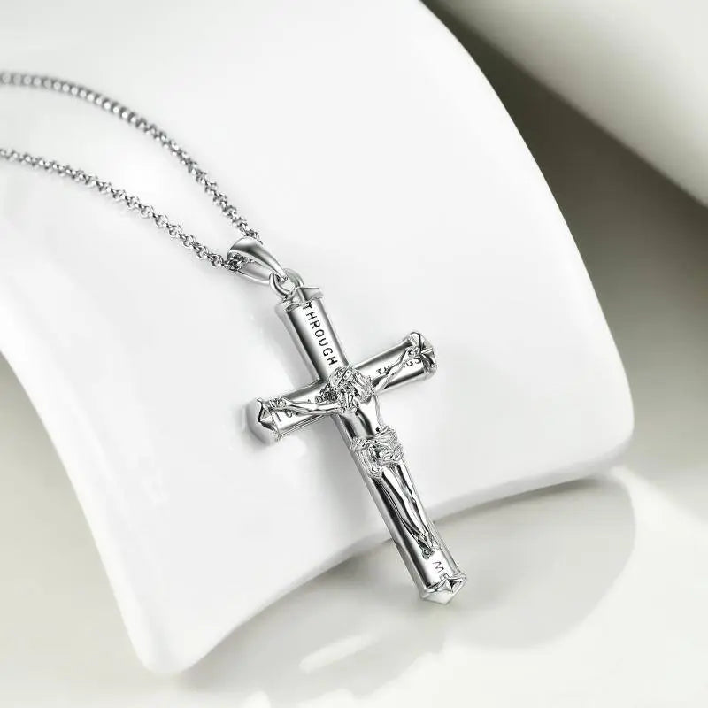 Jesus Cross Necklace Sterling Silver. - Málle
