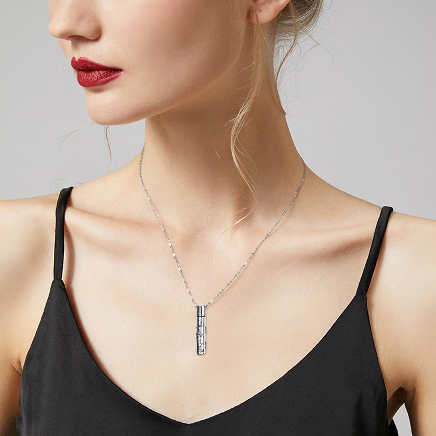 Hummingbird Cremation Jewelry Urn Necklace Ashes Sterling Silver Hummingbird Jewelry for Women - Málle