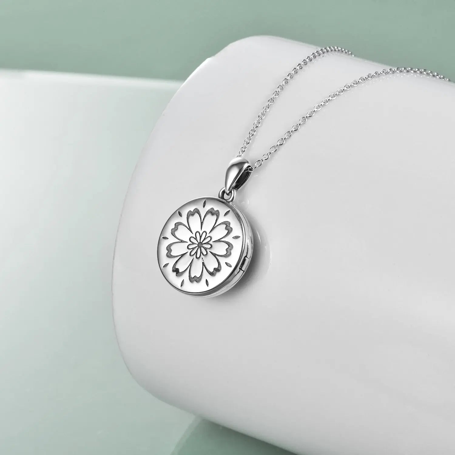 Sterling Silver Daisy Open Locket Photo Necklace - Málle