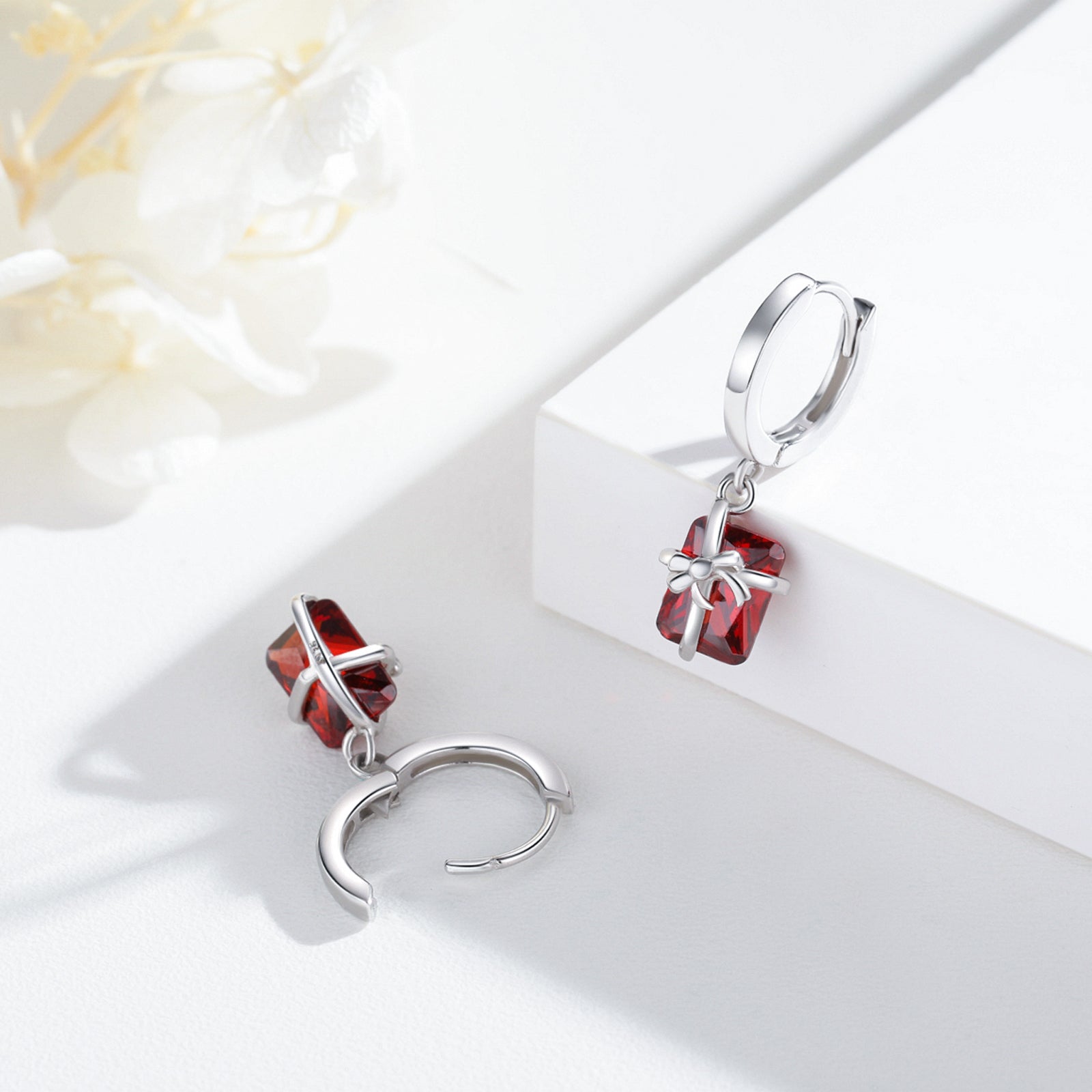 925 Sterling Sliver Huggie Hoop Dangle Earring 3D - Málle