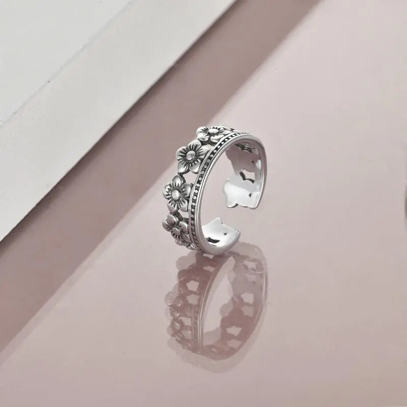 Sterling Silver Peach Blossom Opening Oxidation Ring For Women - Málle